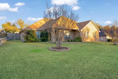 113 Ginger Dr, Pottsboro, TX 75076