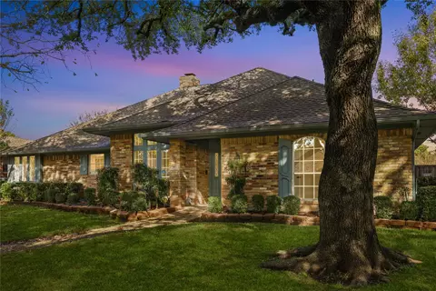 2407 Silver Holly Ln, Richardson, TX 75082