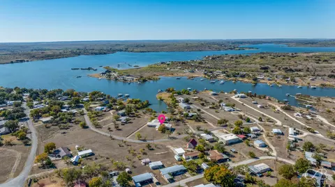 155 Lakeview Dr, Coleman, TX 76834