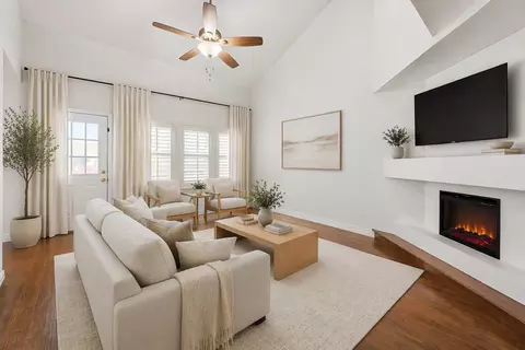 708 Creekwood Dr, Lewisville, TX 75067