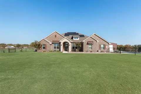 2025 Liberty Ct, Weatherford, TX 76088