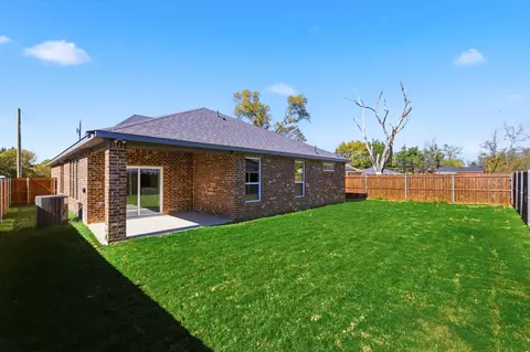 Exterior - 709 Bethlehem St, Terrell, TX 75160 photo 2 of 4