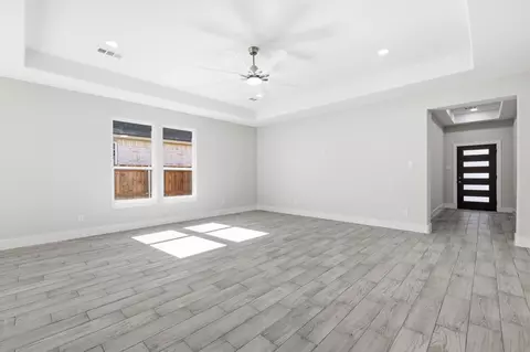 Living - 709 Bethlehem St, Terrell, TX 75160 photo 4 of 5