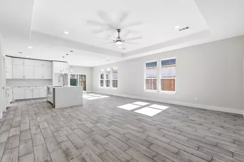Living - 709 Bethlehem St, Terrell, TX 75160 photo 1 of 5