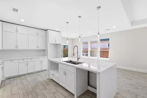 Kitchen - 709 Bethlehem St, Terrell, TX 75160 photo 1 of 3