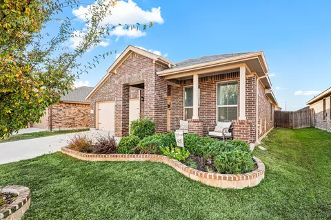 9113 Doverglen Dr, Fort Worth, TX 76131