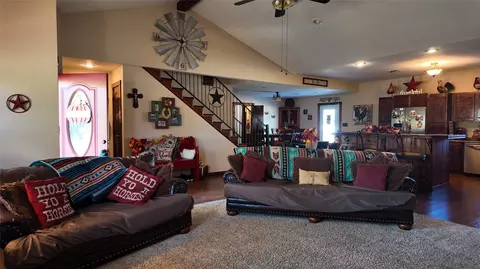 200 County Road 1260, Decatur, TX 76234