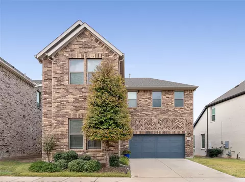223 Woodson St, Irving, TX 75063