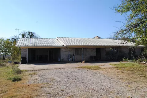 8025 Brock Hwy, Lipan, TX 76462