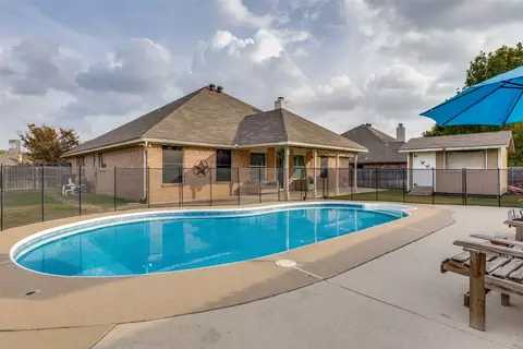 441 Willow Vista Dr, Saginaw, TX 76179