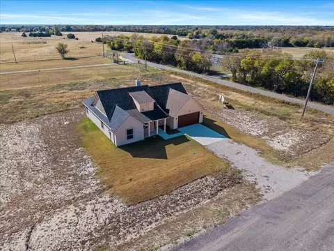 View/Area - 3250 Willow Rd, Celeste, TX 75423 photo 3 of 4