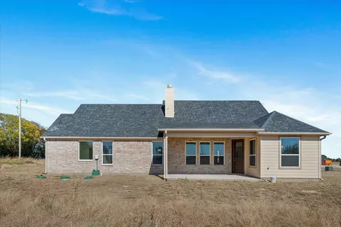 Exterior - 3250 Willow Rd, Celeste, TX 75423 photo 6 of 7