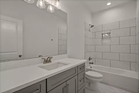 Bath - 3250 Willow Rd, Celeste, TX 75423 photo 4 of 4