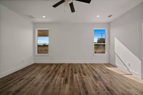 Living - 3250 Willow Rd, Celeste, TX 75423 photo 5 of 5