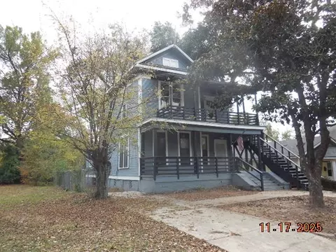 1083 Dalzell St, Shreveport, LA 71104