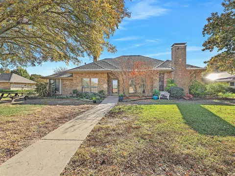 3824 Merriman Dr, Plano, TX 75074