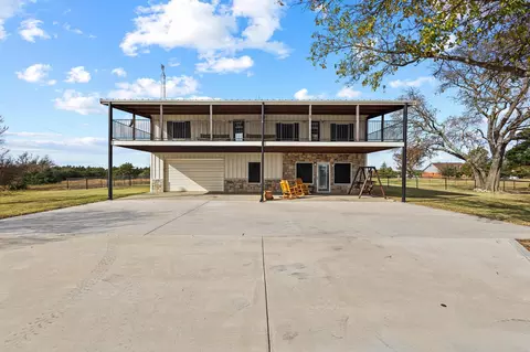 4211 Fm 897, Dodd City, TX 75438