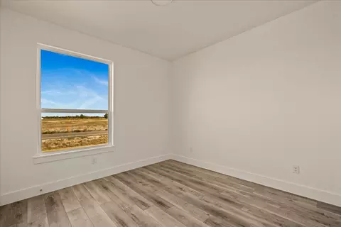 Bedroom - 3214 Willow Rd, Celeste, TX 75423 photo 2 of 3