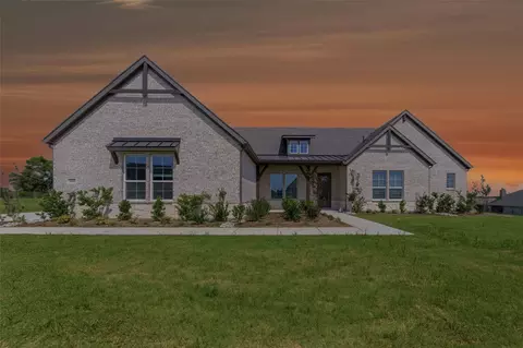 1003 Webb Ct, Van Alstyne, TX 75495