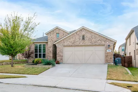14329 Tupper Trl, Roanoke, TX 76262
