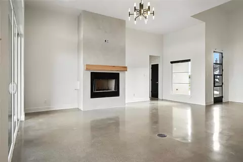 8326 Cimarron Trl, Abilene, TX 79606 photo 2