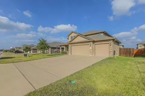 Exterior - 3112 Jackal Dr, Lorena, TX 76655 photo 4 of 8