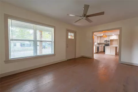 Living - 2701 Mckenzie Ave, Waco, TX 76708 photo 1 of 4