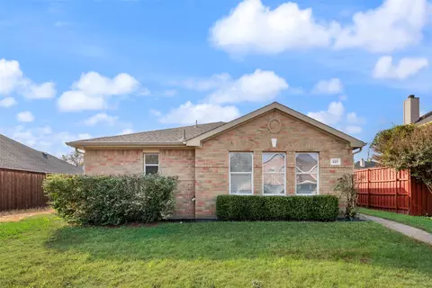 227 Breseman St, Cedar Hill, TX 75104