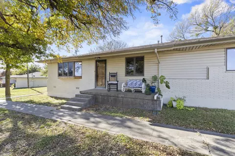 1829 N Main St, Weatherford, TX 76085