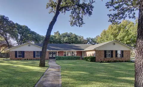 1300 Fisher St, Graham, TX 76450