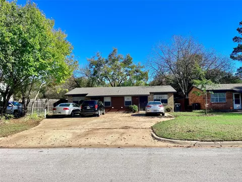 303 Elliott St, Arlington, TX 76013