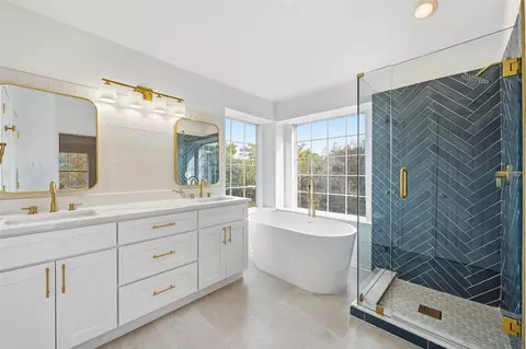 7609 Crescent Lake Ct, Fort Worth, TX 76137