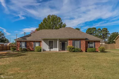 116 Sherwood Dr, Benton, LA 71006