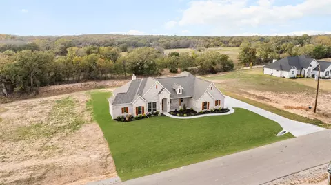 178 Briar Patch Rd, Boyd, TX 76023