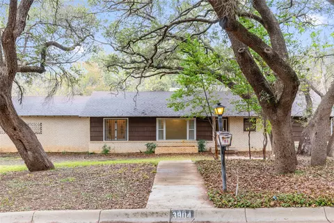 3904 Oakdale Dr, Brownwood, TX 76801