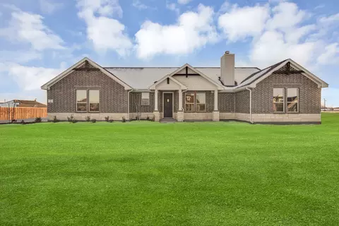 2 Ina Rd, Sherman, TX 75090