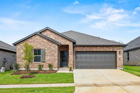 3204 Kingdom Dr, Denton, TX 76208
