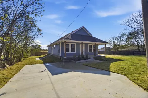 214 W Madison St, Hillsboro, TX 76645