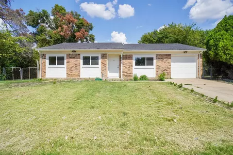 7937 Trimble Dr, Fort Worth, TX 76134