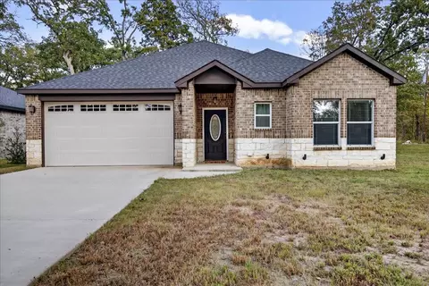 206 Parkside Dr, Trinidad, TX 75163