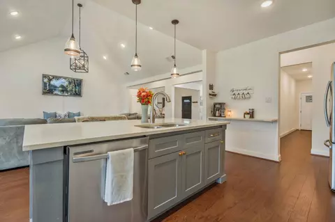 Kitchen - 1909 Willowcrest Loop, Denton, TX 76205 photo 5 of 5