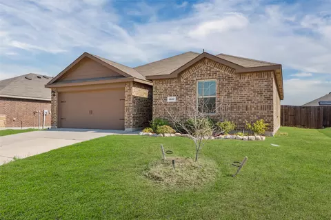 1007 Stockyard St, Royse City, TX 75189