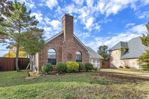 Exterior - 8405 Spinnaker Cv, Rowlett, TX 75089 photo 3 of 7
