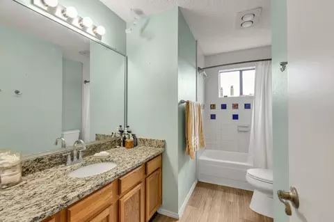 Bath - 8405 Spinnaker Cv, Rowlett, TX 75089 photo 4 of 4