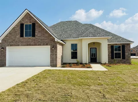 730 Crewe Ln, Bossier City, LA 71111