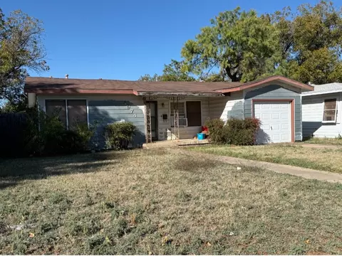 1974 Woodard St, Abilene, TX 79605