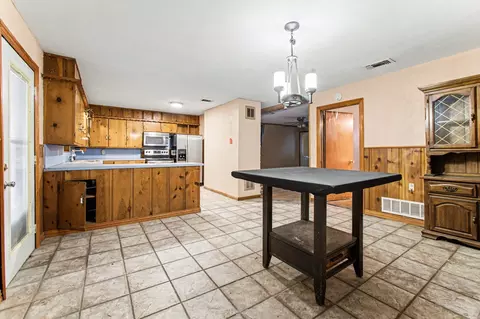 1708 S Tool Dr, Tool, TX 75143 photo 10