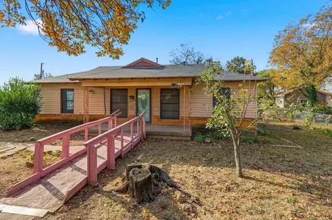 1204 Hoke Smith Dr, Dallas, TX 75224