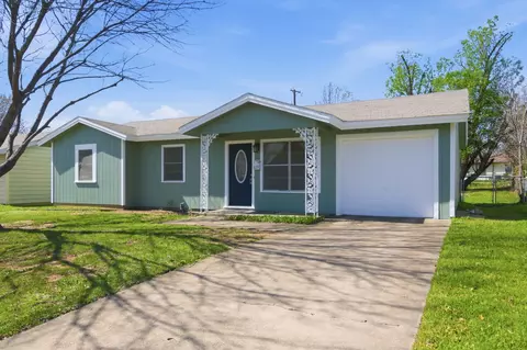 809 Milam Dr, Euless, TX 76039