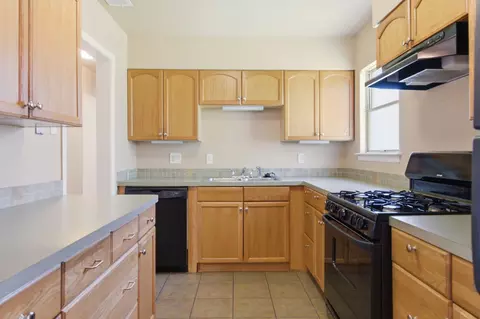 Kitchen - 809 Milam Dr, Euless, TX 76039 photo 2 of 3